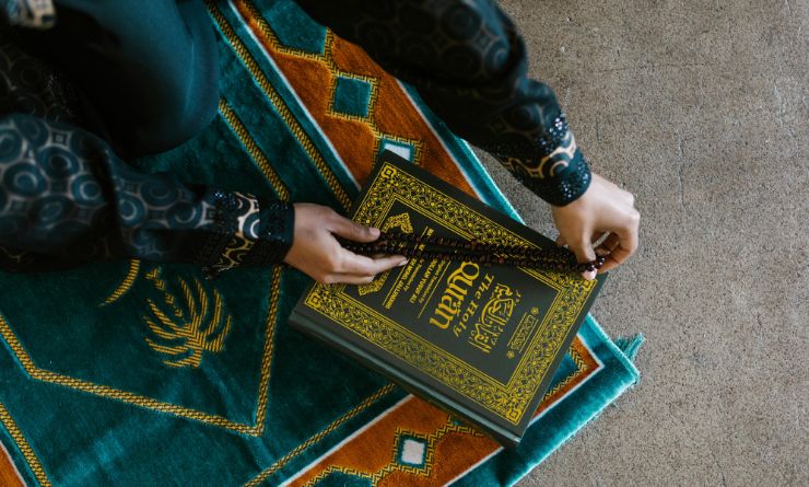 3 Keistimewaan Membaca Al Kahfi di hari Jum'at